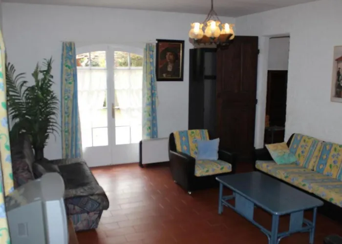 4 Zimmerhaus By Interhome بيت للعطل